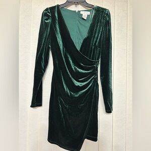 Long sleeved mini forest green dress